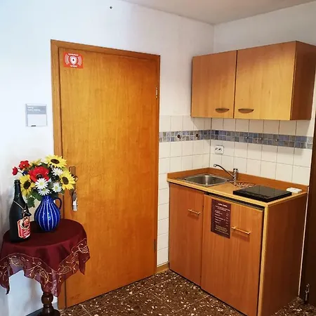 Gaestezimmer Am Gewoelbekeller Apartment Meissen